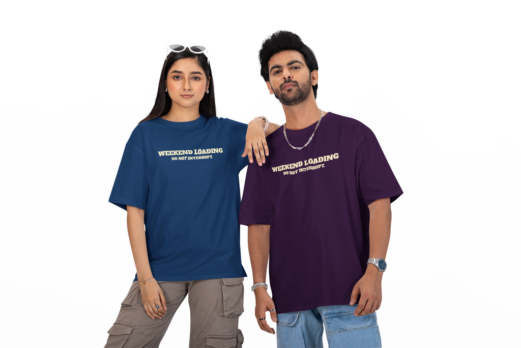 WEEKEND LOADING. Unisex Oversized Tee